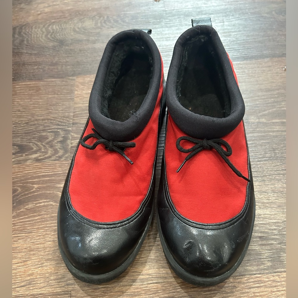 Wanderlust Size 9 Winter Slip On Shoes